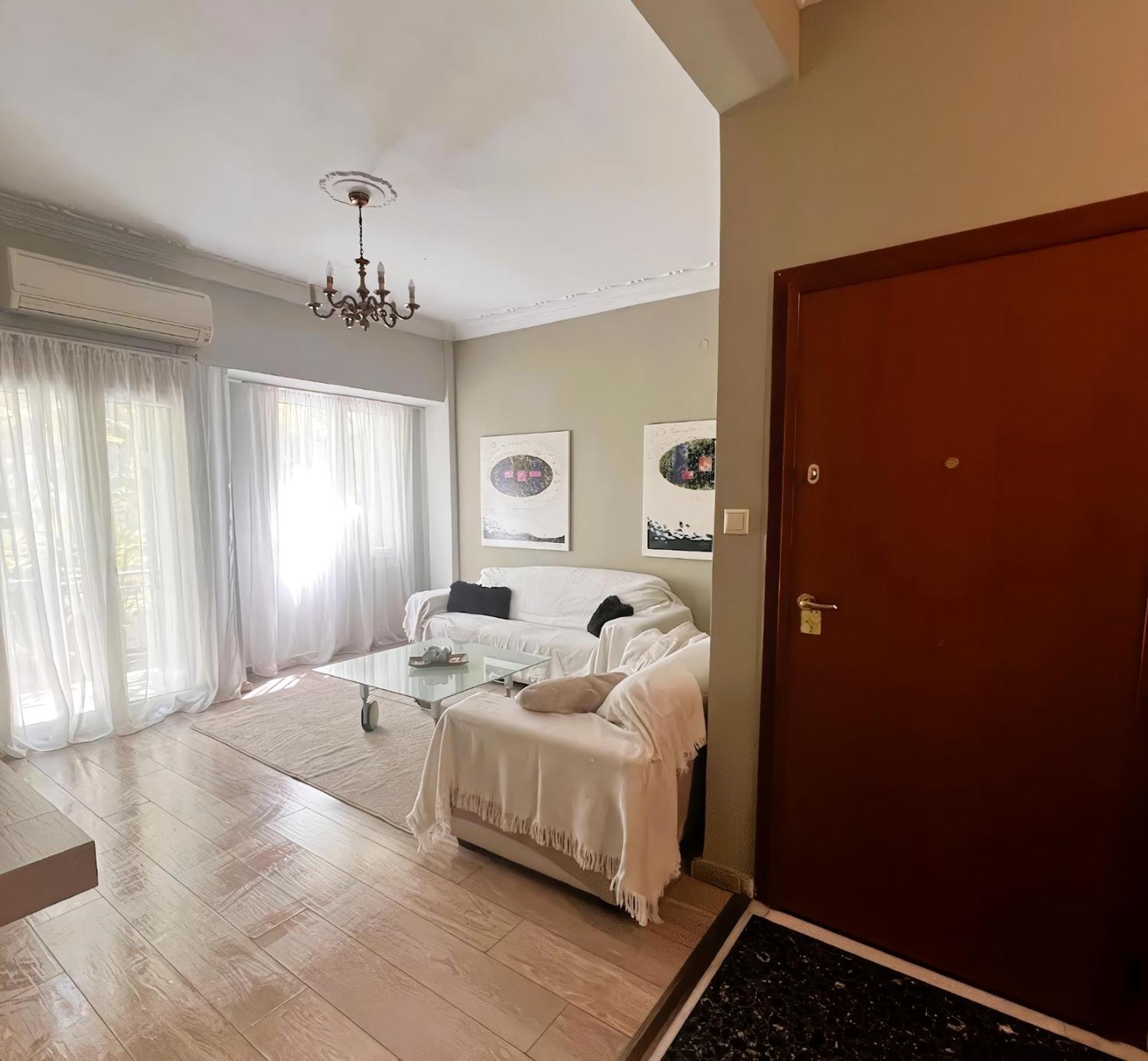 2 Bedrooms Center Apart Patras Bagian luar foto